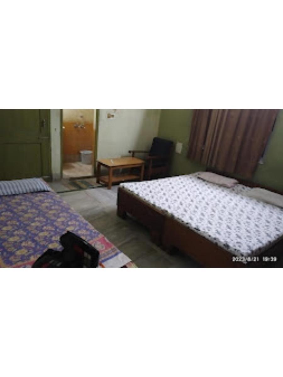 Roxy Inn,Cuttack Zewnętrze zdjęcie
