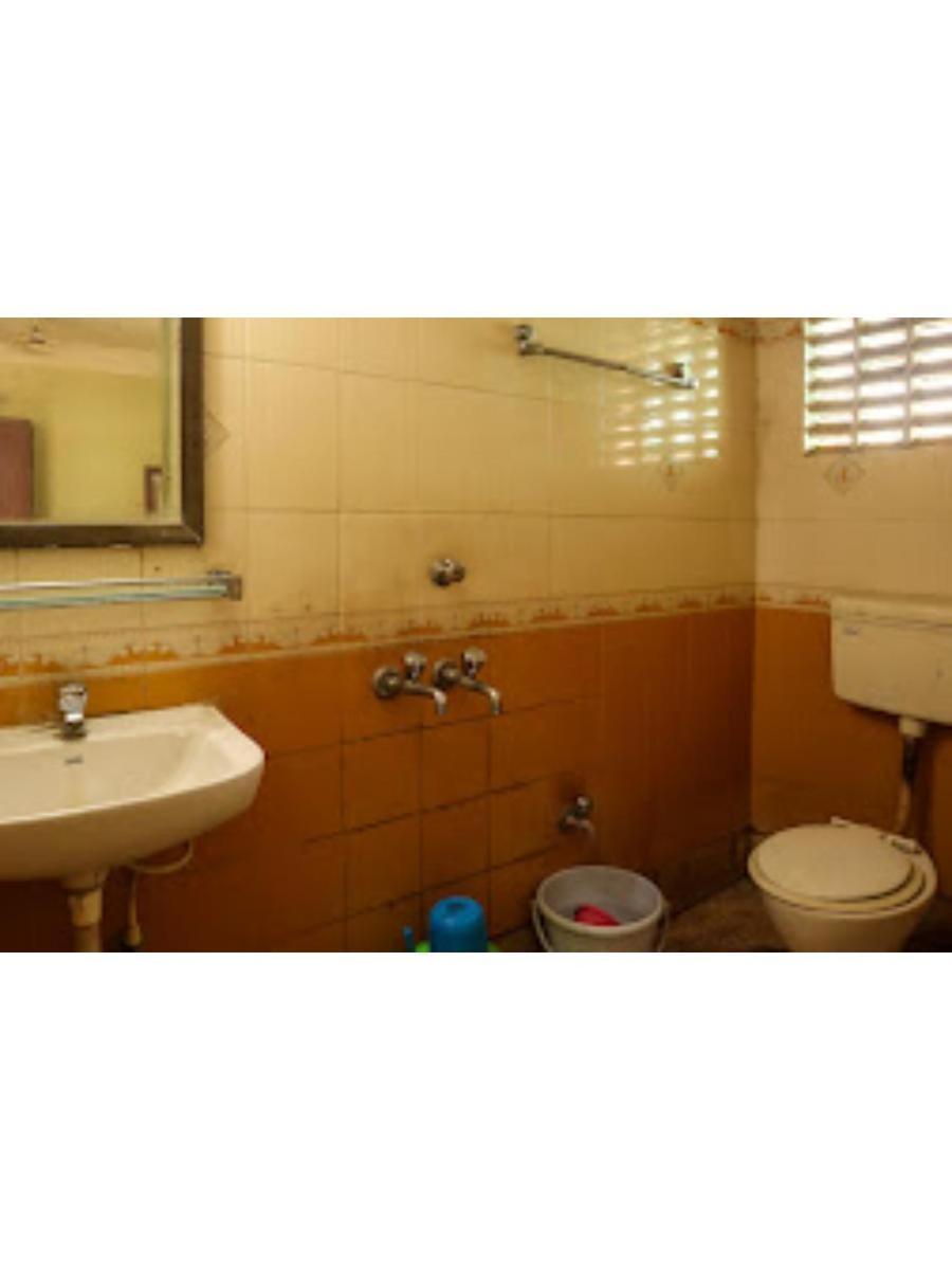 Roxy Inn,Cuttack Zewnętrze zdjęcie