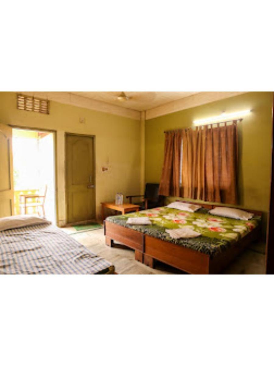Roxy Inn,Cuttack Zewnętrze zdjęcie